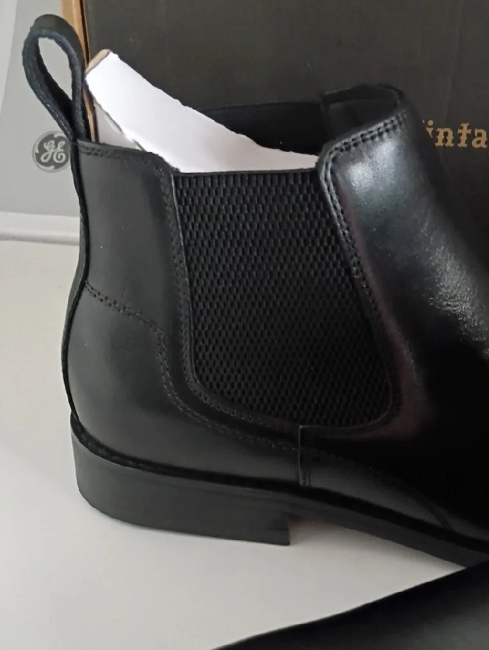 Vintage Foundry Co. Men's Black Leather Chukka Boots